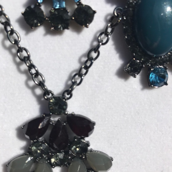 Stunning Statement Necklace✨⚡️✨ - Picture 6 of 10